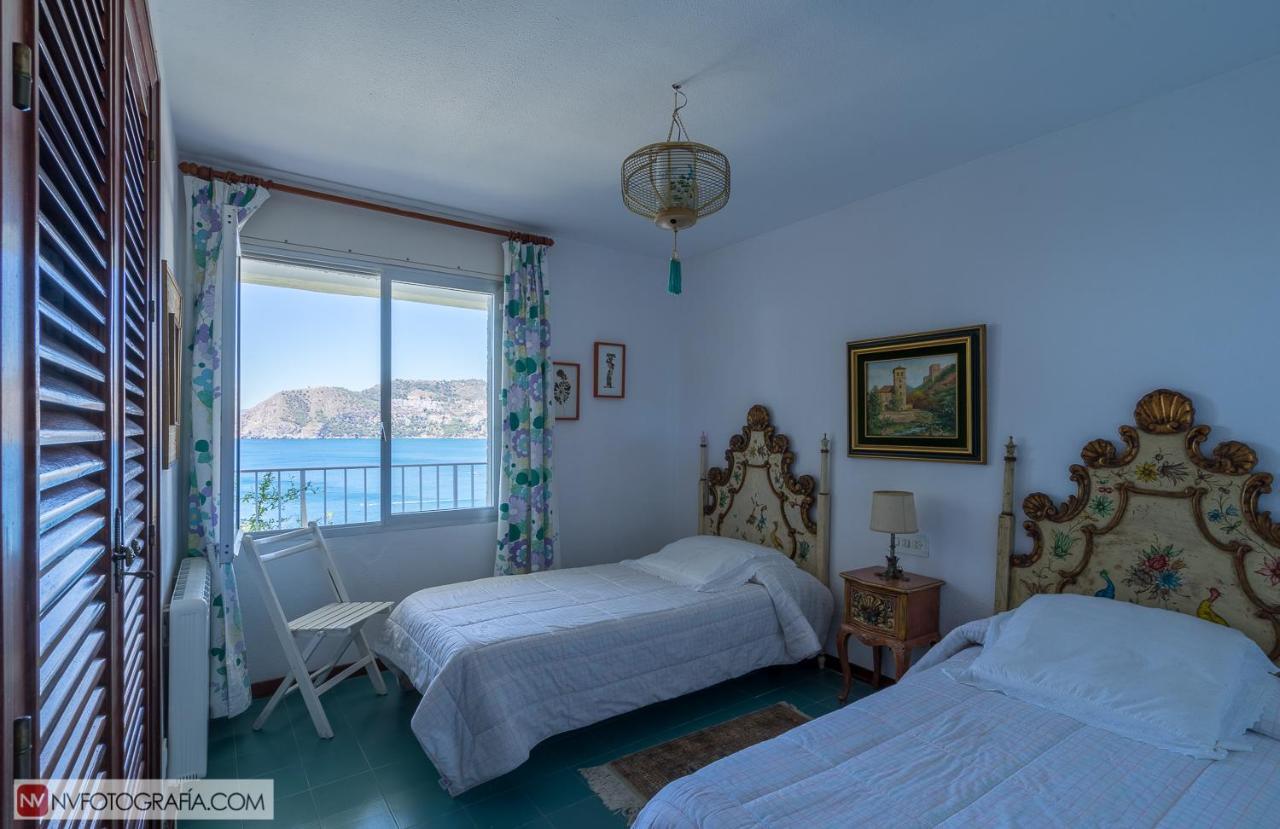 Villa Sobre El Mar Alboran La Herradura  Exterior photo